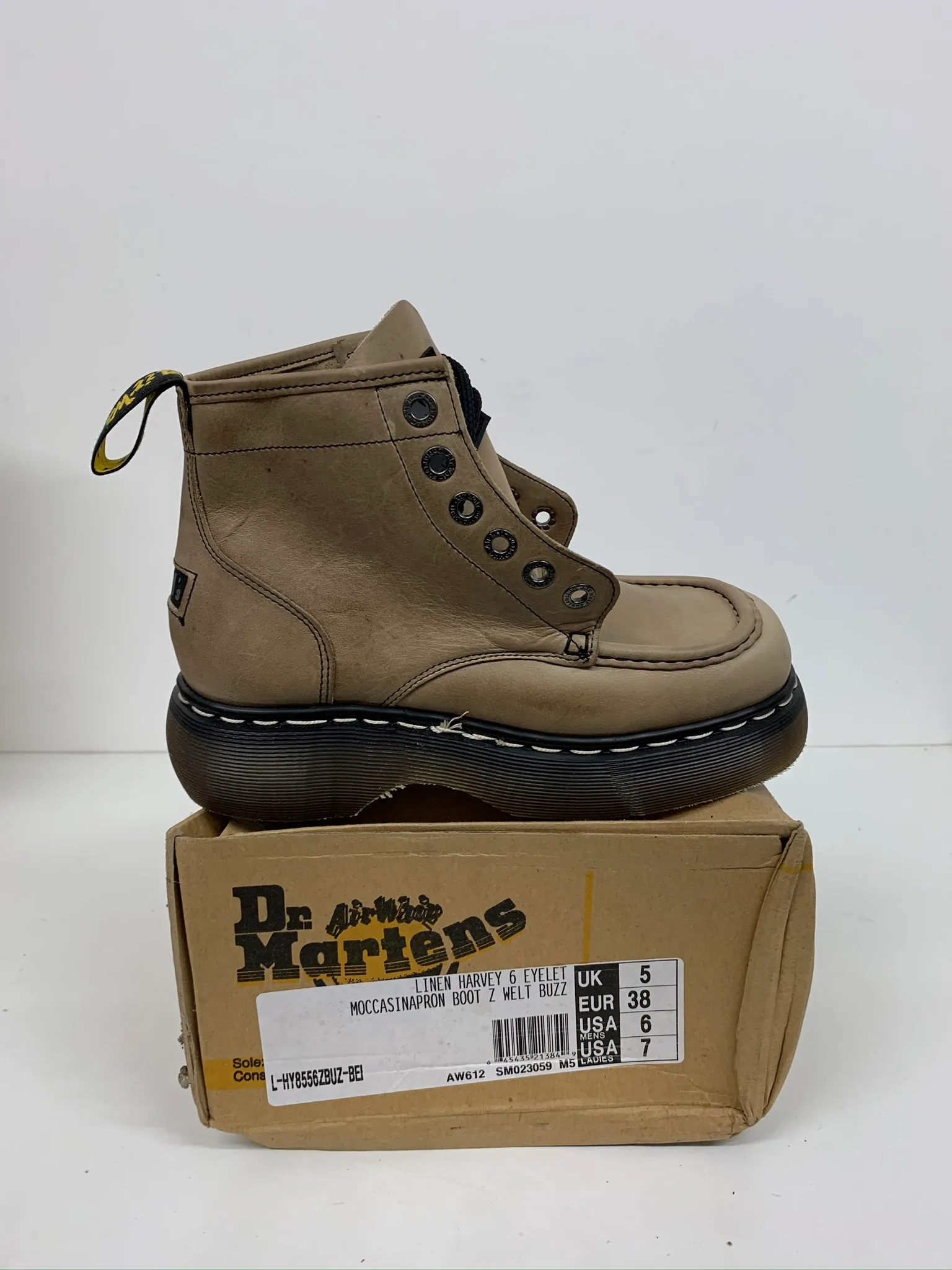 Dr Martens Linen Harvey 6 Eyelet Moccasin Apron Boot Z Welt Buzz